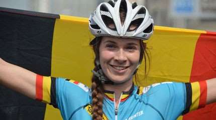 Encuentra con Sandrine Tas (Belgica), campeona del mundo de patinaje de velocidad