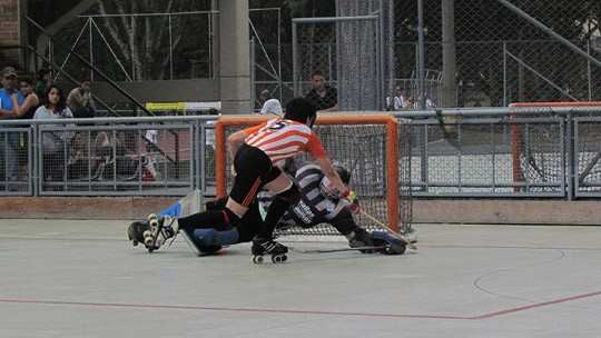 Seleccion Colombia de Hockey sobre patines trabaja en Bogota